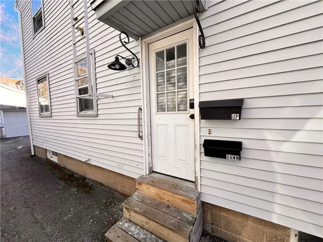 $1,596 | 130 Raleigh Street, Unit 1, Rochester, NY 14620