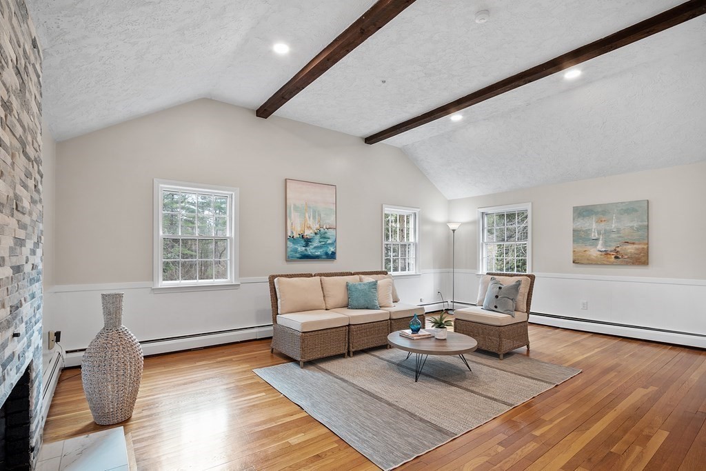 7 Robinwood Road Acton, MA 01720 - Photo 5 of 39 Gallery Image 5
