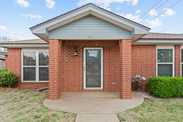 $215,000 | 5731 95th Street, Lubbock, TX 79424