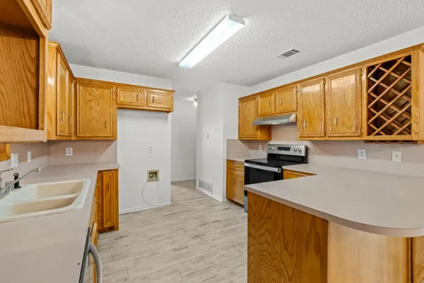 $215,000 | 5731 95th Street, Lubbock, TX 79424