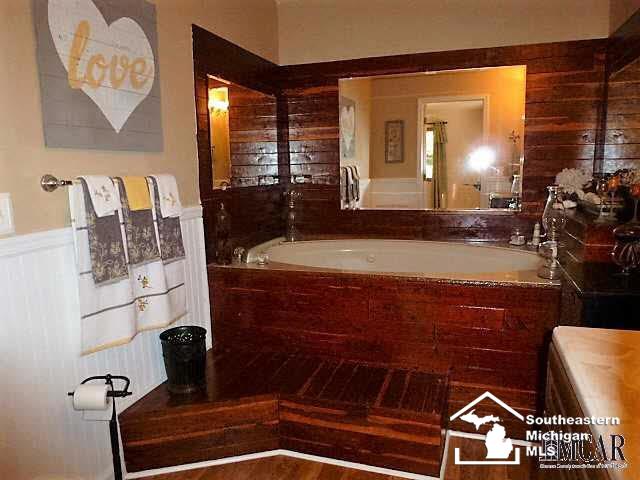 2675 North Custer Road Monroe, MI 48162 - Photo 11 of 30
