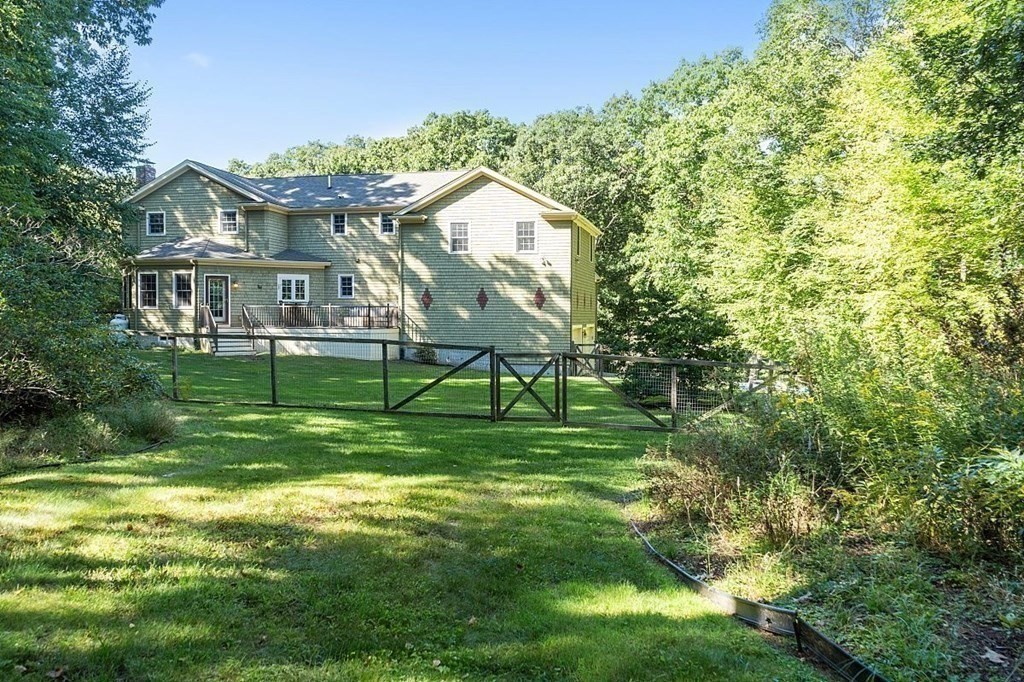 150 Chocolog Road Uxbridge, MA 01569 - Photo 25 of 29 Gallery Image 25