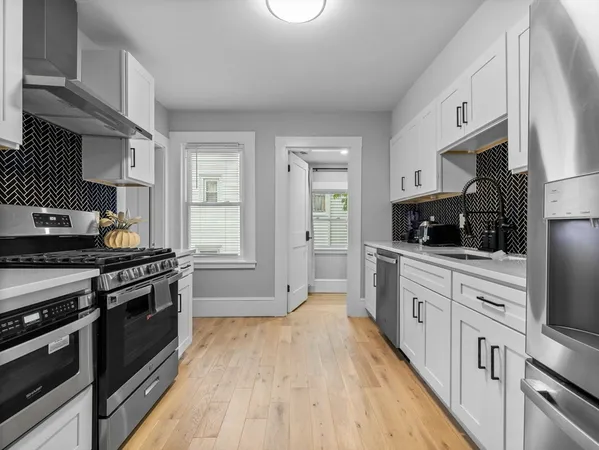 $8,100 | 7 Dickson Street, Unit 2, Somerville, MA 02144