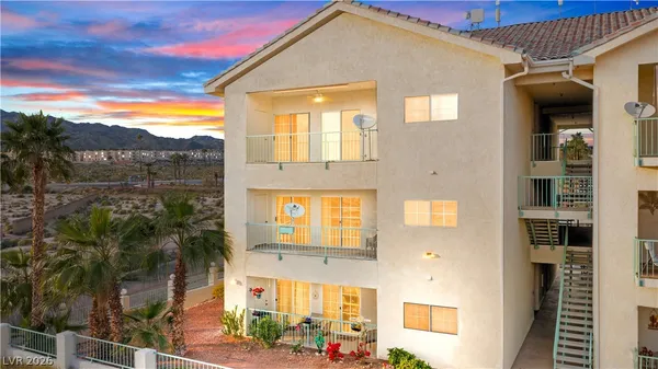 $149,900 | 3550 Bay Sands Drive, Unit 2103, Laughlin, NV 89029