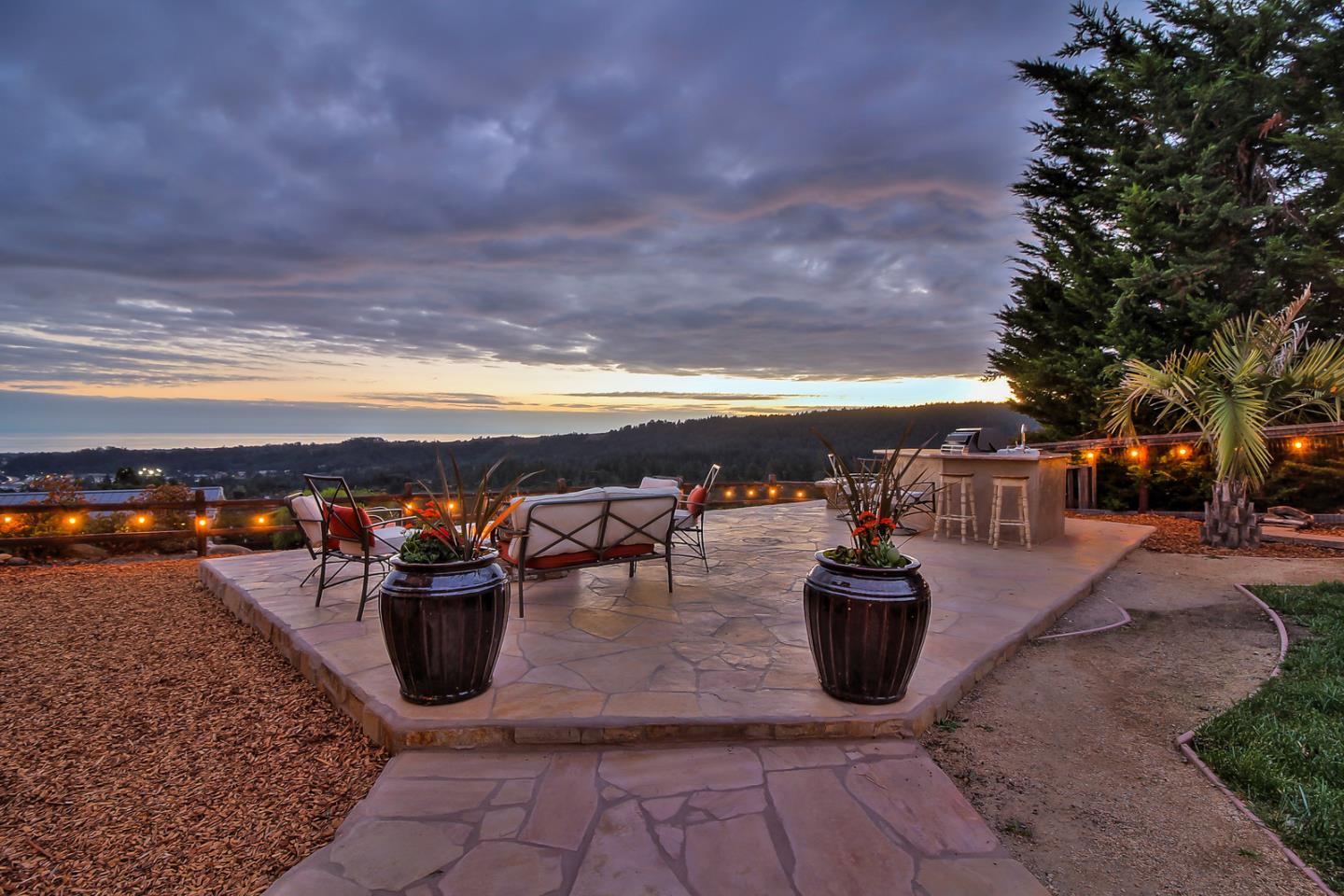 16 Kite Hill Road Santa Cruz, CA 95060 - Photo 5 of 74 Gallery Image 5