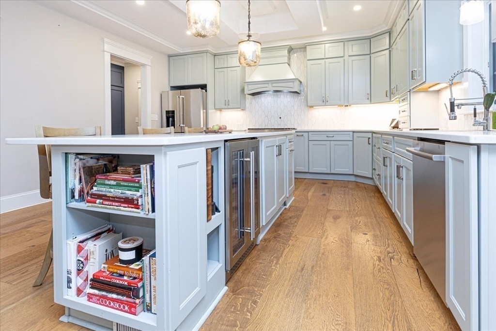 57 Bellevue Road Swampscott, MA 01907 - Photo 9 of 37 Gallery Image 9
