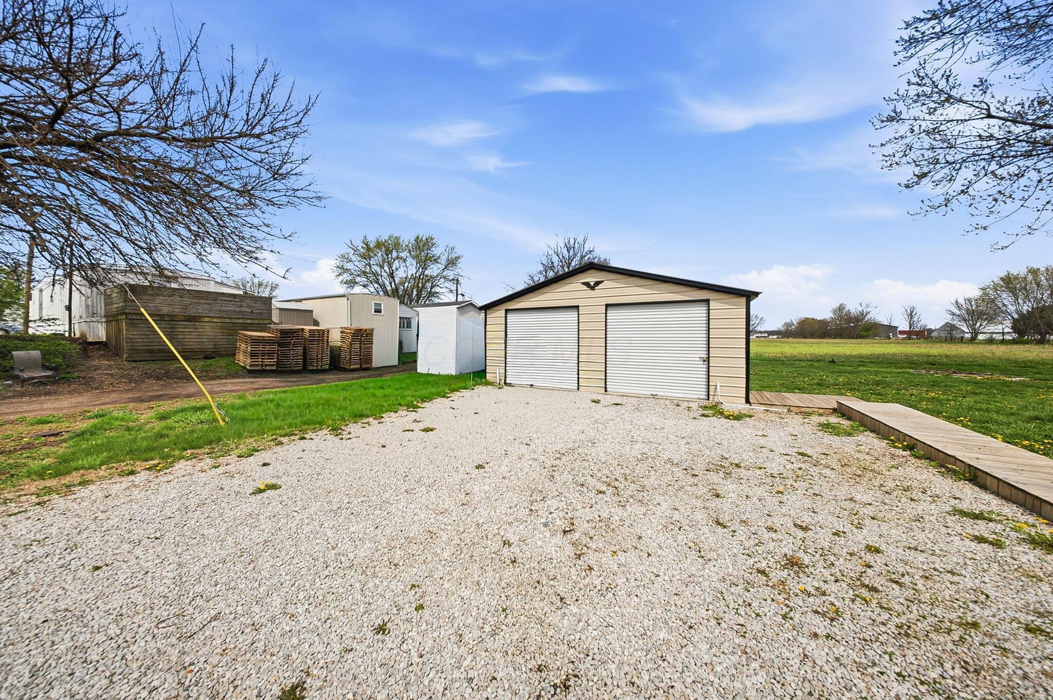 9891 Shepherd Road Lockbourne, OH 43137 - Photo 43 of 57 Detached outbuilding w/electric