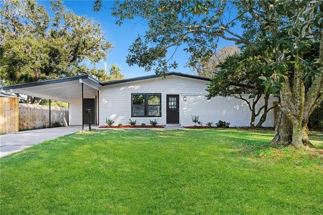 $2,000 | 517 Fairlawn Drive, Terrytown, LA 70056