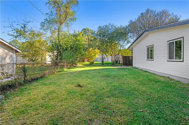 $2,000 | 517 Fairlawn Drive, Terrytown, LA 70056