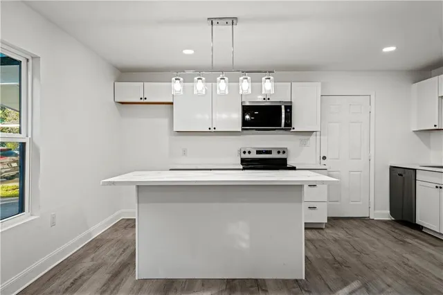 $2,000 | 517 Fairlawn Drive, Terrytown, LA 70056