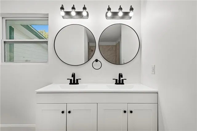 $2,000 | 517 Fairlawn Drive, Terrytown, LA 70056