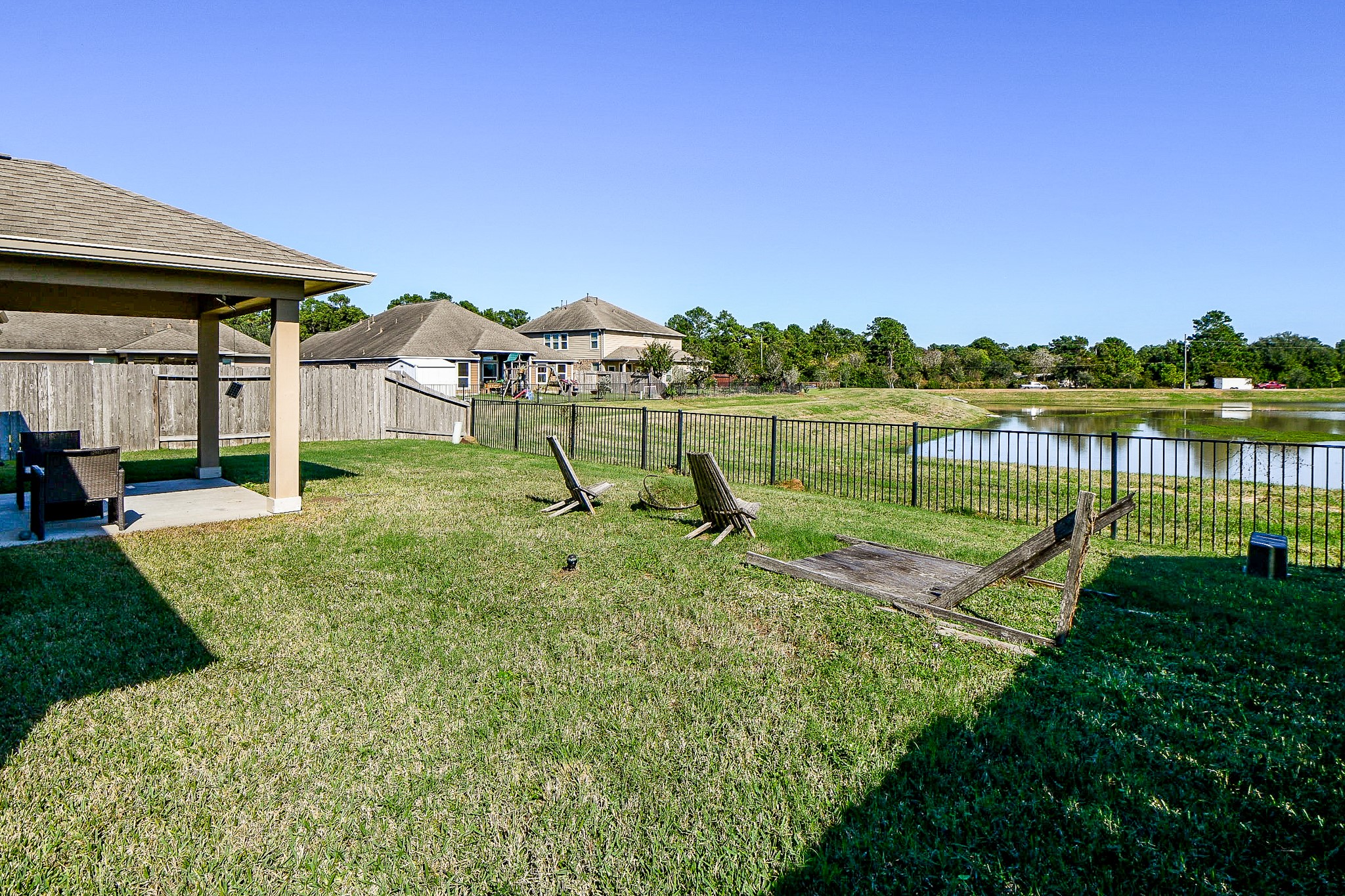 15462 Signal Ridge Way Cypress, TX 77429 - Photo 33 of 37 a view of a garden with a lake