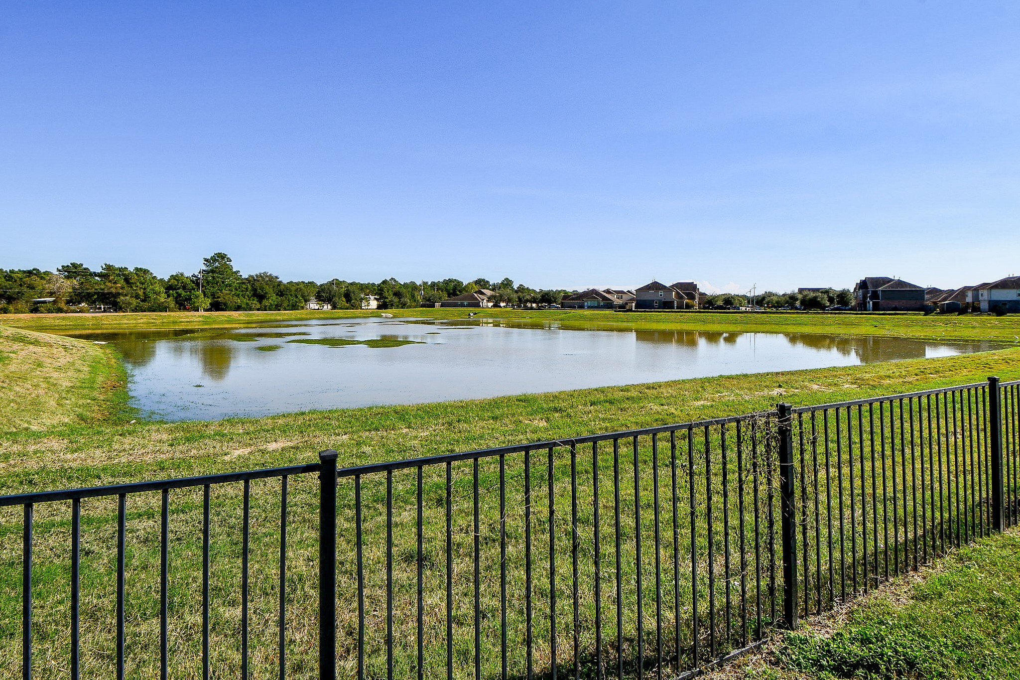 15462 Signal Ridge Way Cypress, TX 77429 - Photo 35 of 37 a view of outdoor space and yard