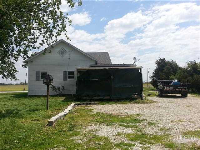 1390 South Warren Road Huntington, IN 46750 - Photo 5 of 18 Gallery Image 5