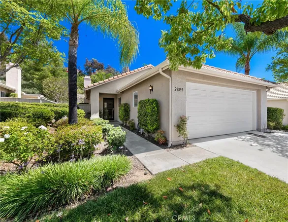 $495,000 | 23891 Vía Astuto, Murrieta, CA 92562