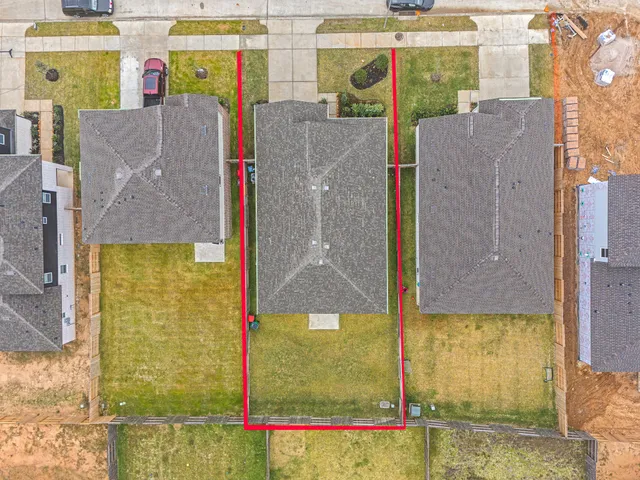 a view of an outdoor space