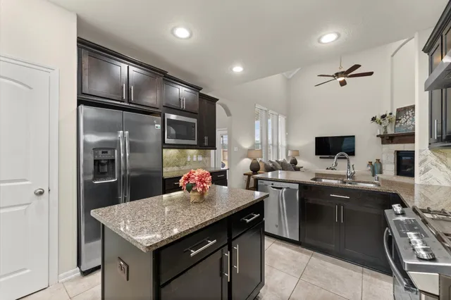 $3,100 | 1539 Giles Drive, Richmond, TX 77406