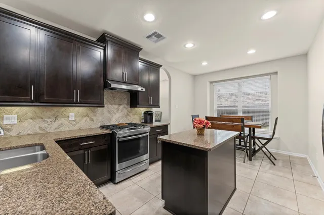 $3,100 | 1539 Giles Drive, Richmond, TX 77406