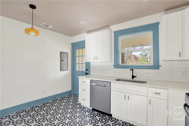 $700,000 | 810 East Park Avenue, Savannah, GA 31401