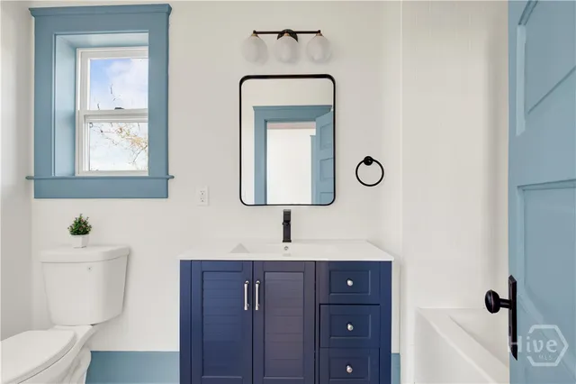 $700,000 | 810 East Park Avenue, Savannah, GA 31401