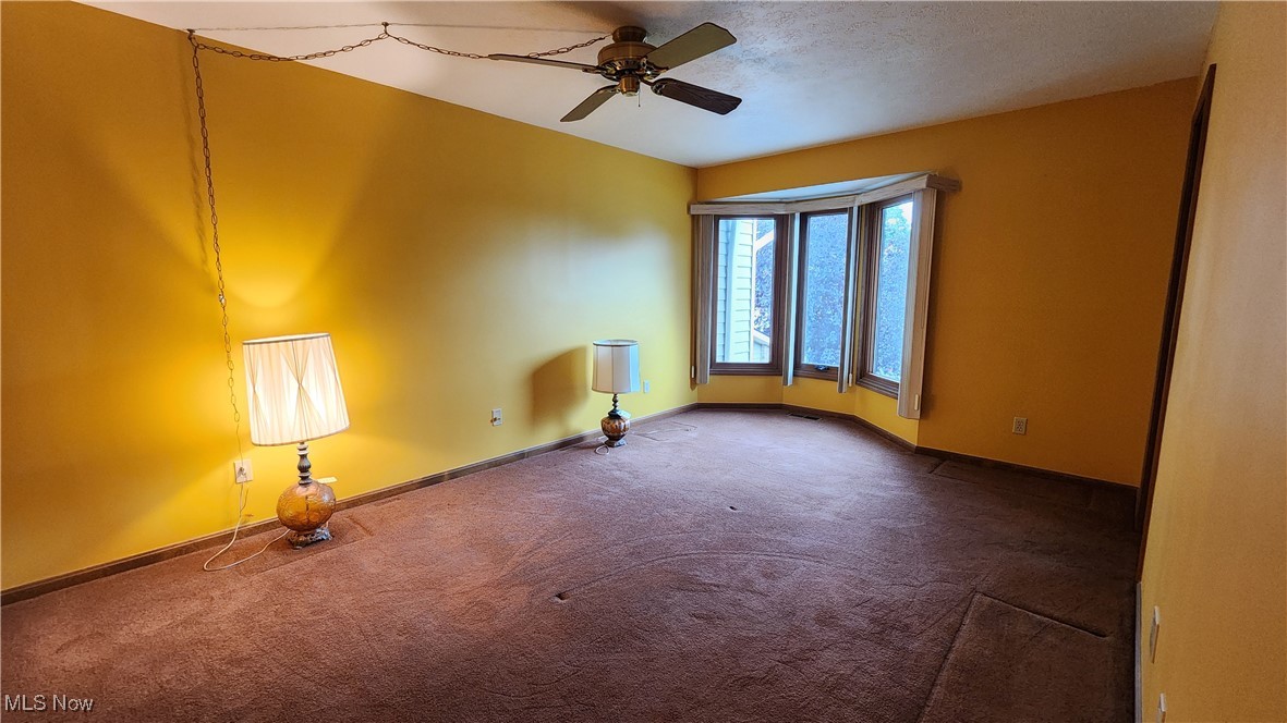 15446 Roxboro Drive Cleveland, OH 44130 - Photo 11 of 20 Large bedroom with bay window
