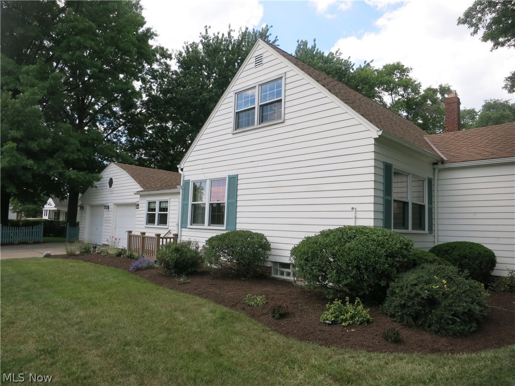 5356 Hauserman Road Cleveland, OH 44130 - Photo 18 of 26 Updated landscaping