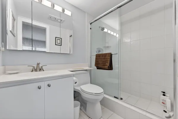 $745,000 | 3101 South Ocean Boulevard, Unit 302, Highland Beach, FL 33487