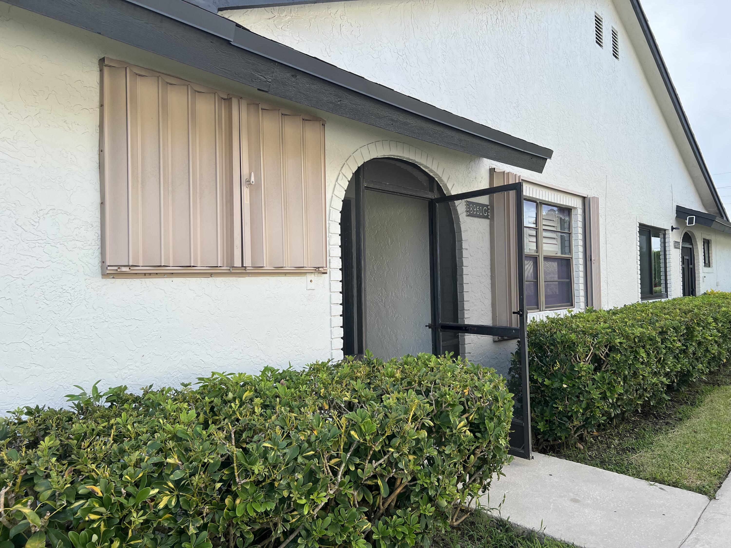 8951 Southwest 19th Street, Unit G Boca Raton, FL 33433 - Photo 23 of 30 Exterior Front