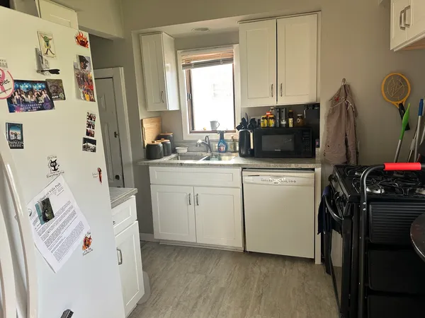 $268,200 | 115 East Division Street, Villa Park, IL 60181