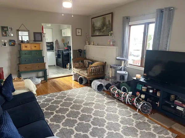 $268,200 | 115 East Division Street, Villa Park, IL 60181