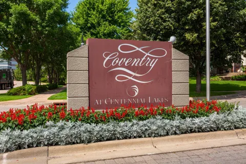 $775,000 | 311 Coventry Lane, Edina, MN 55435