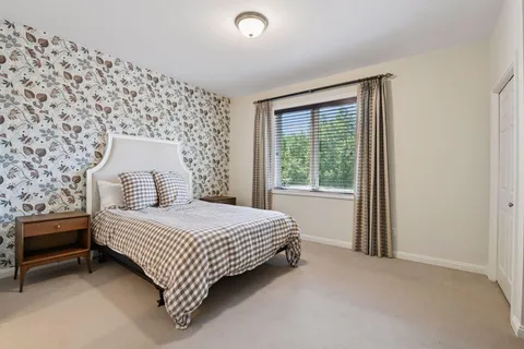 $775,000 | 311 Coventry Lane, Edina, MN 55435