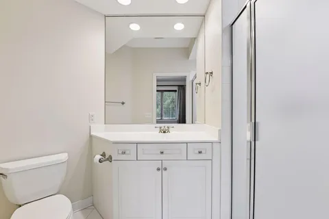 $775,000 | 311 Coventry Lane, Edina, MN 55435