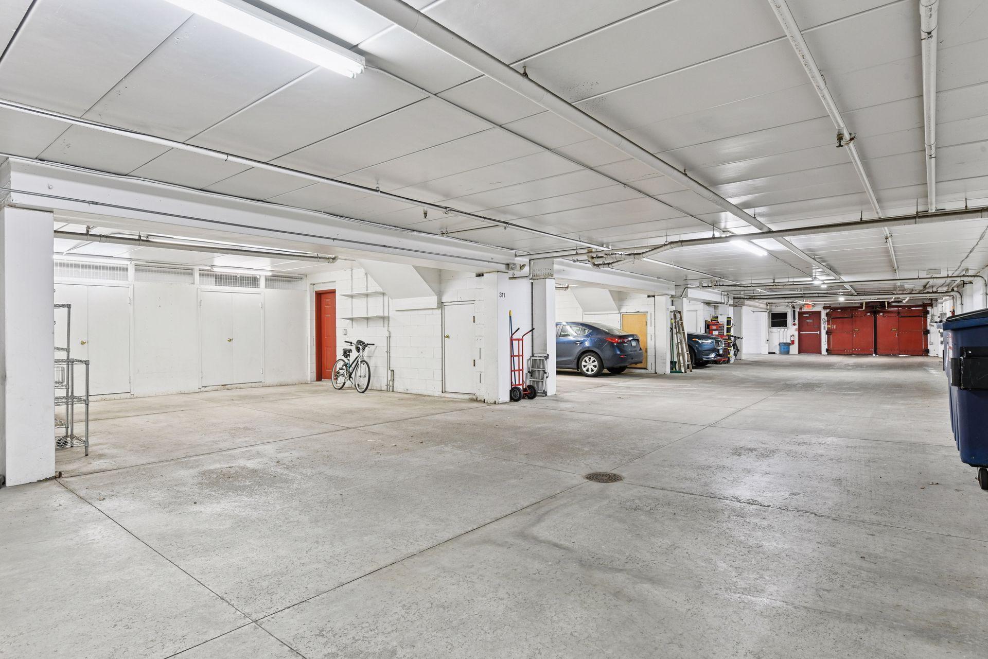 311 Coventry Lane Edina, MN 55435 - Photo 28 of 38