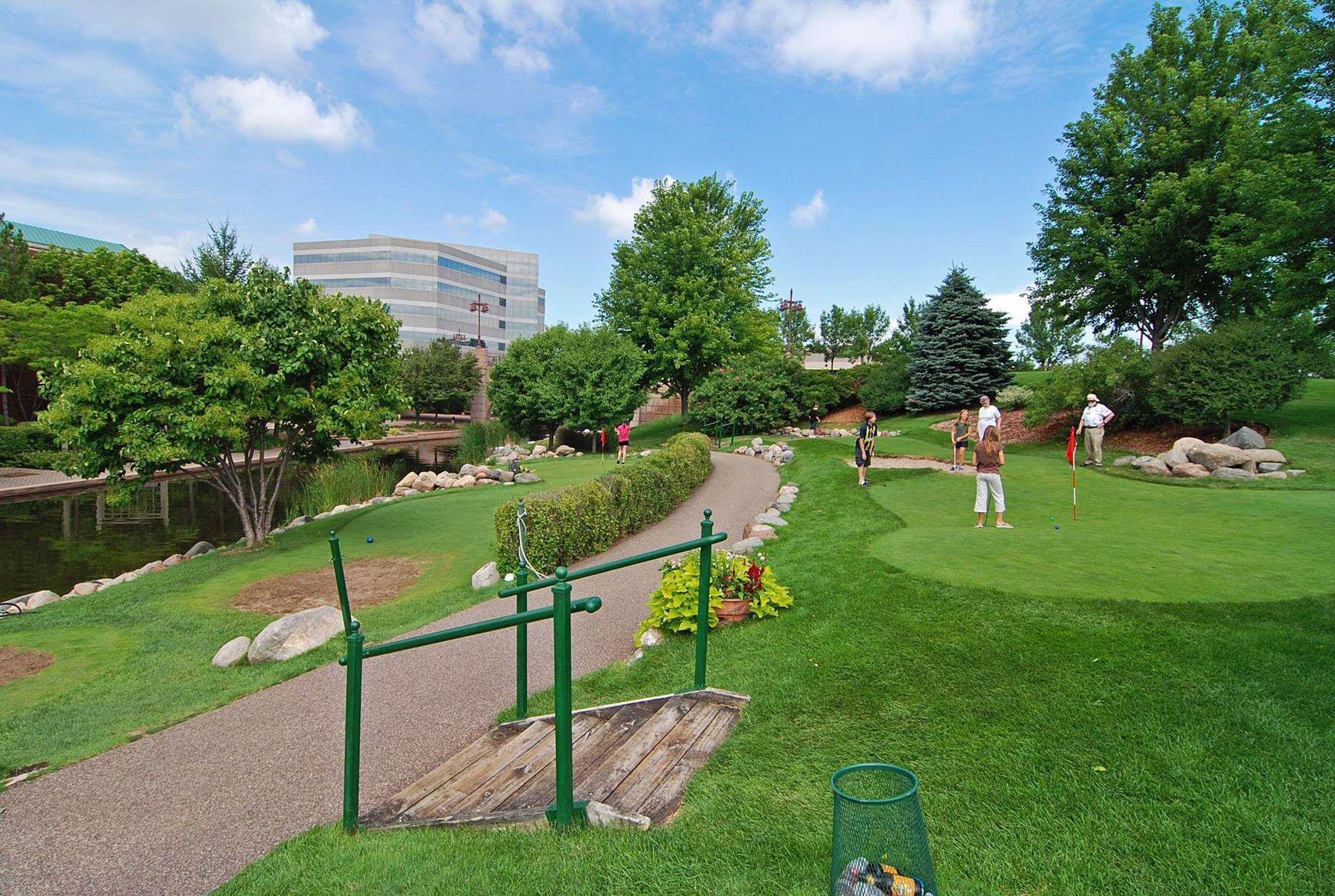 311 Coventry Lane Edina, MN 55435 - Photo 35 of 38