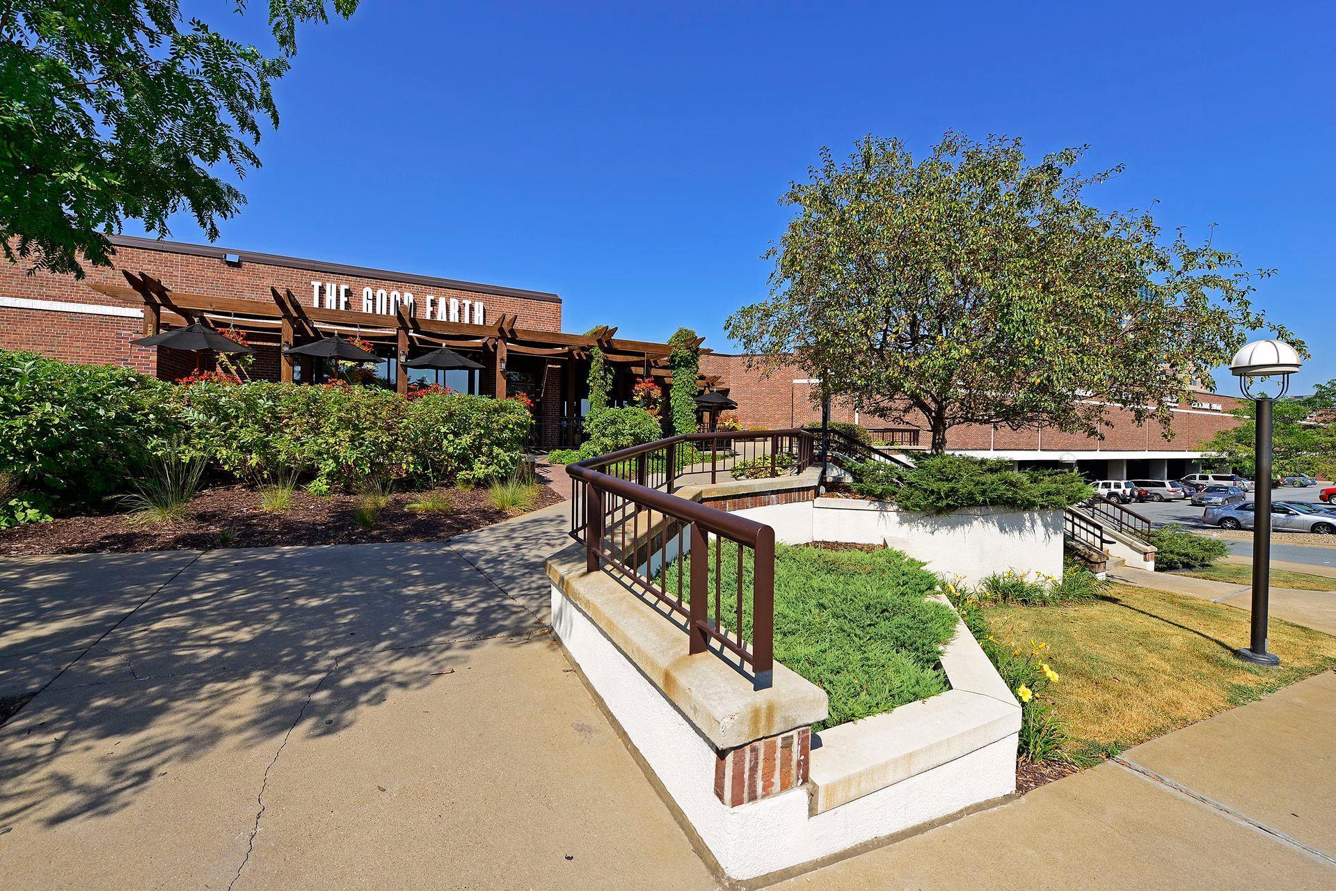 311 Coventry Lane Edina, MN 55435 - Photo 38 of 38