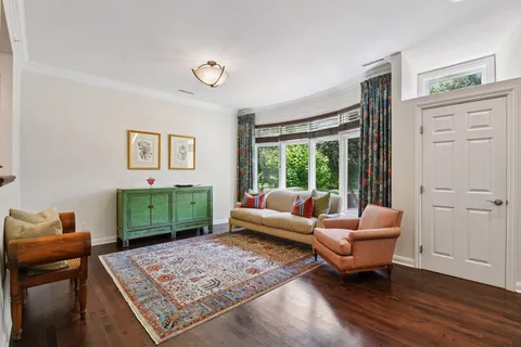 $775,000 | 311 Coventry Lane, Edina, MN 55435