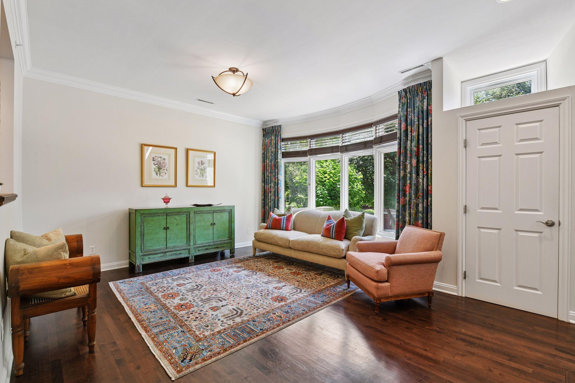 311 Coventry Lane Edina, MN 55435 - Photo 4 of 38