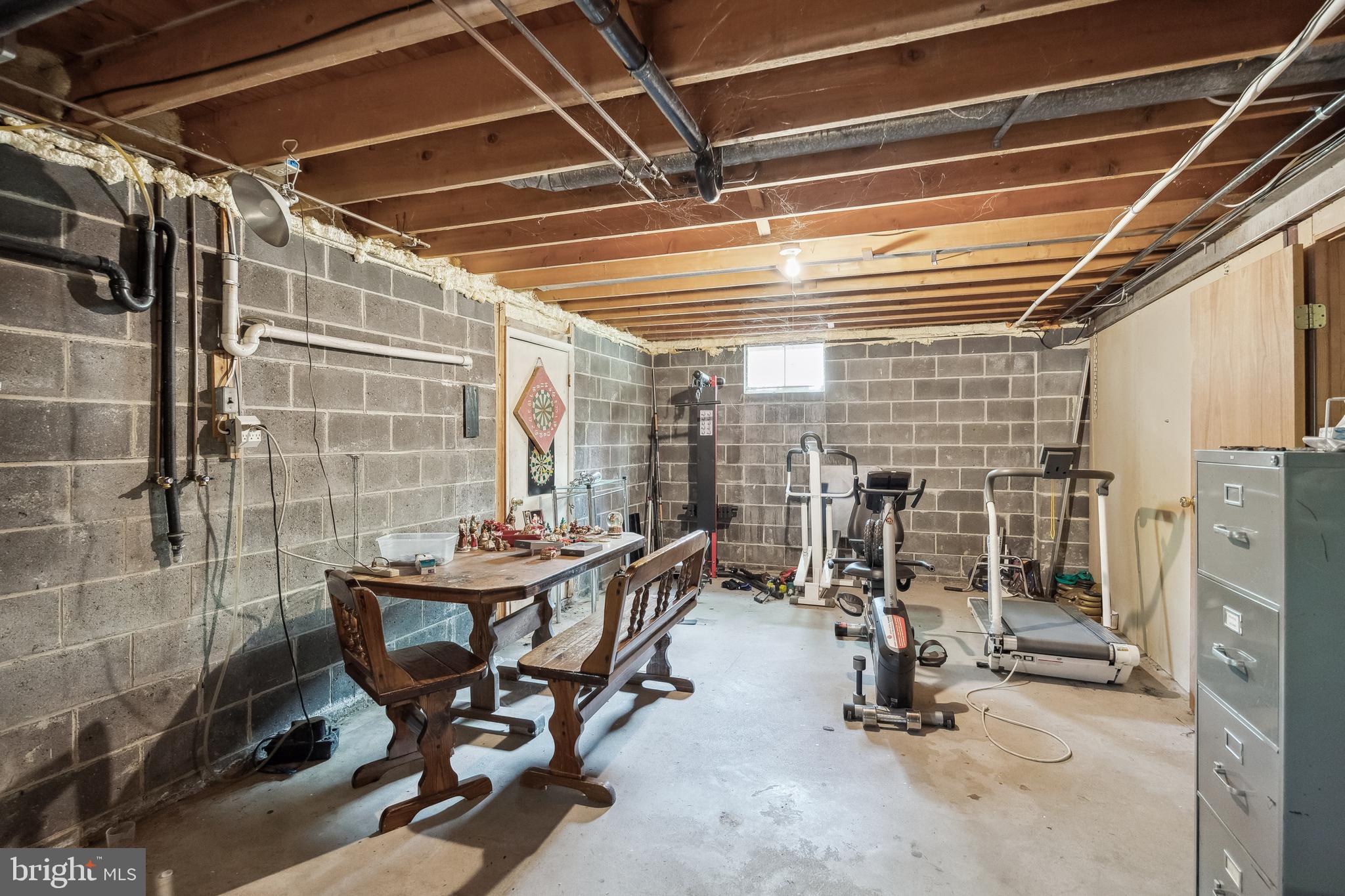 88 Oakshade Road Tabernacle, NJ 08088 - Photo 27 of 34 a view of a room with gym equipment