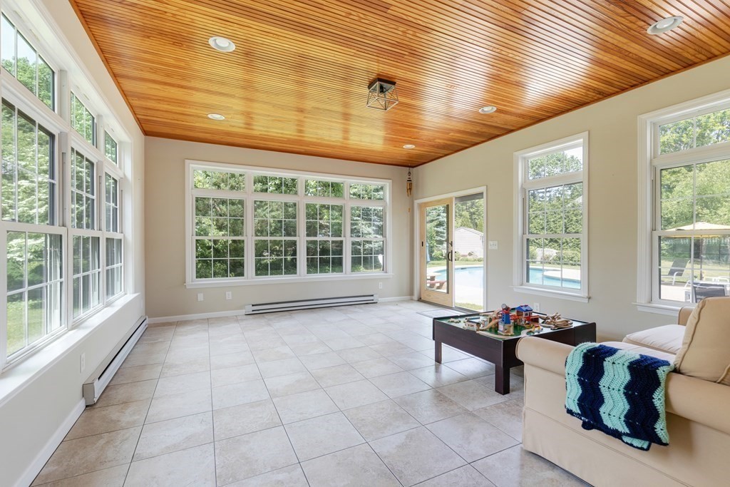 168 Longhill Road Franklin, MA 02038 - Photo 20 of 31