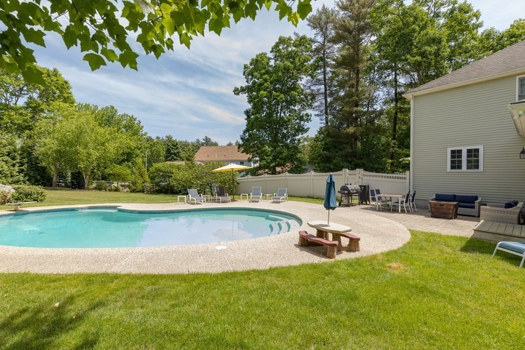 168 Longhill Road Franklin, MA 02038 - Photo 22 of 31