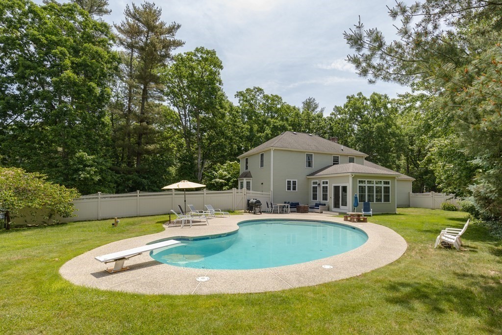 168 Longhill Road Franklin, MA 02038 - Photo 23 of 31