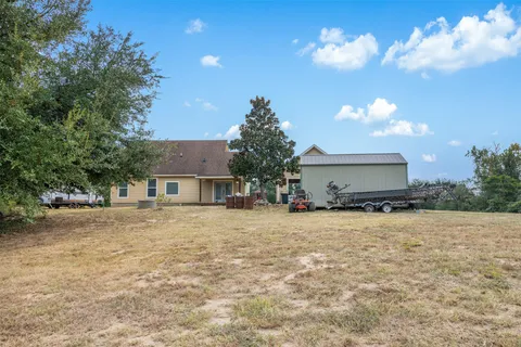 $879,000 | 1283 Kenney Hall Road, Brenham, TX 77833
