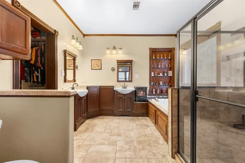 $879,000 | 1283 Kenney Hall Road, Brenham, TX 77833