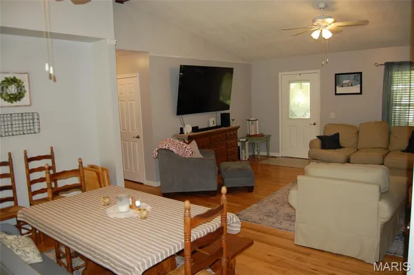 $229,900 | 277 County Road 4421, Poplar Bluff, MO 63901