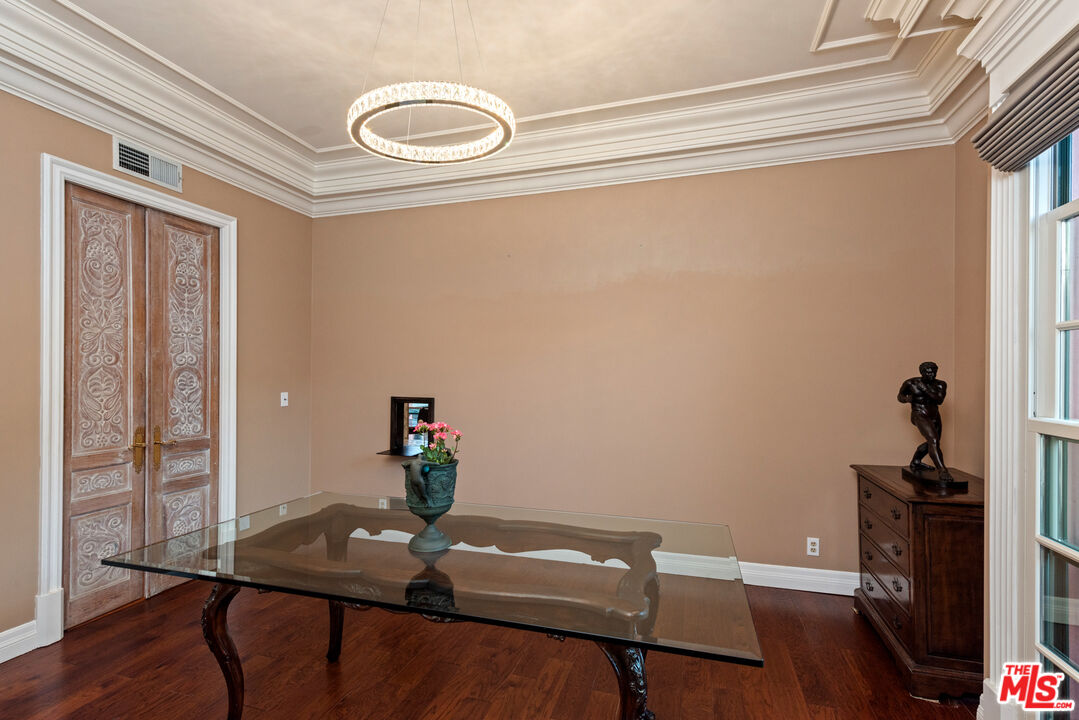 4818 Roma Court Marina del Rey, CA 90292 - Photo 19 of 46 Gallery Image 19