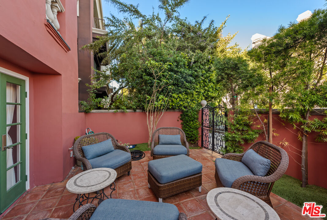4818 Roma Court Marina del Rey, CA 90292 - Photo 30 of 46 Gallery Image 30
