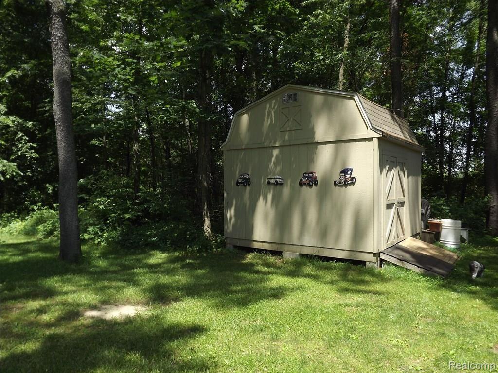 2825 Burden Road Stockbridge, MI 49285 - Photo 12 of 62 12 x 12 shed