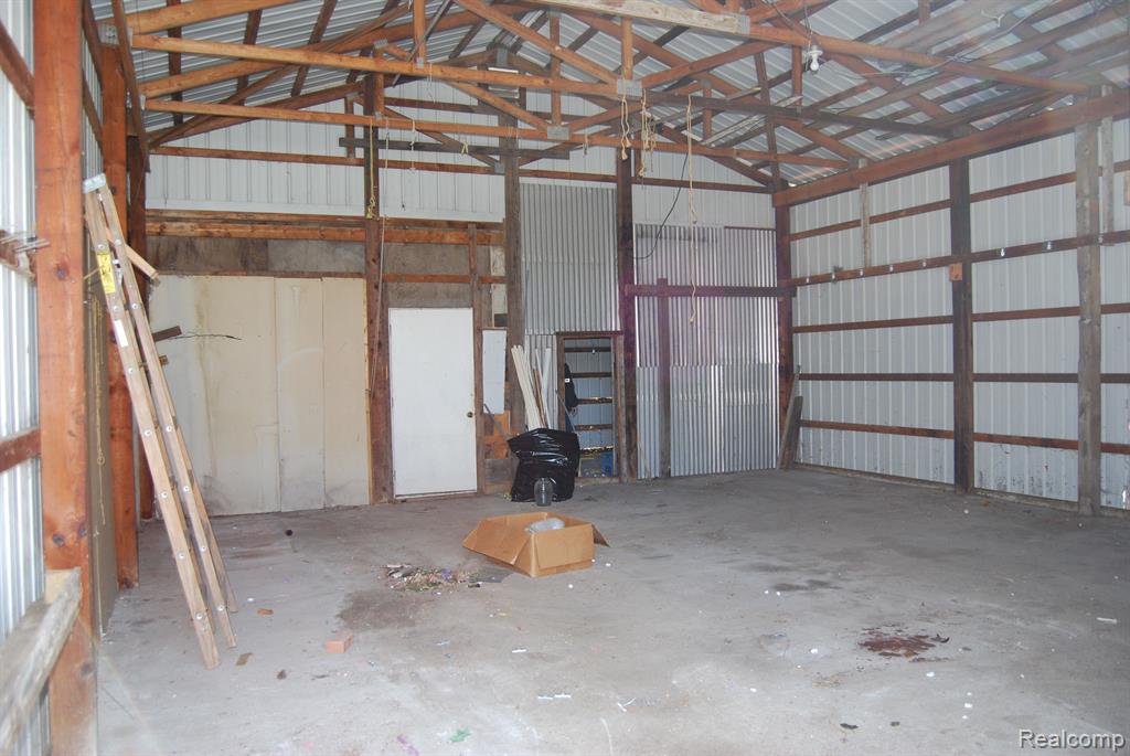 727 County Farm Road Howell, MI 48843 - Photo 16 of 22