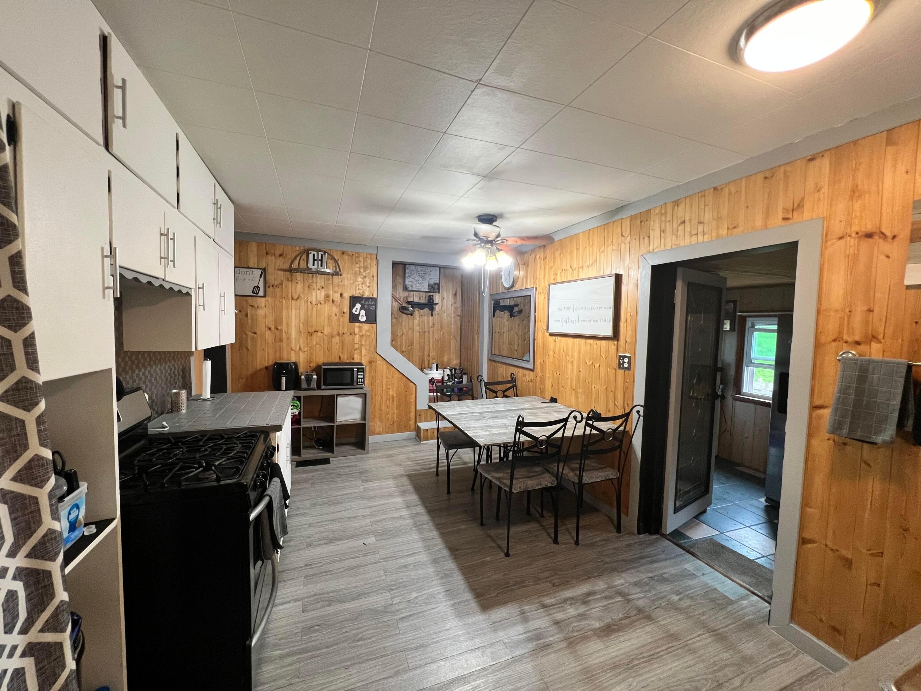 12875 Amish Ridge Road Mount Perry, OH 43760 - Photo 7 of 19 Kitchen